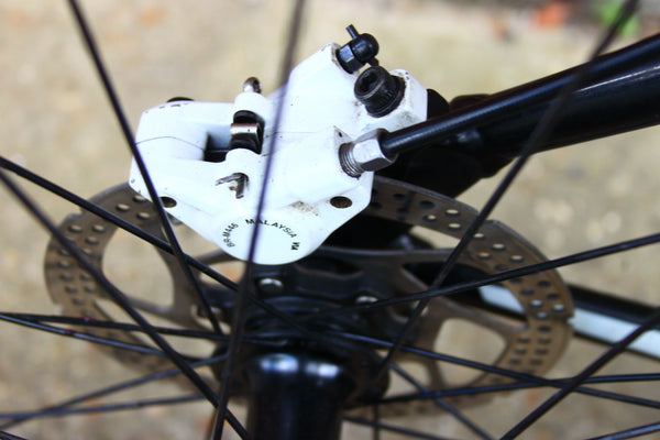 Trek 4900 Mountain Bike (Medium)