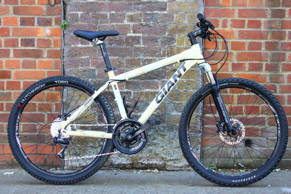 Giant Xtc-4 Mountain Bike (Small)