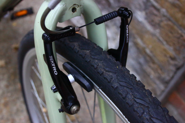 Giant Escape  liv Hybrid Bike (Extra Small)