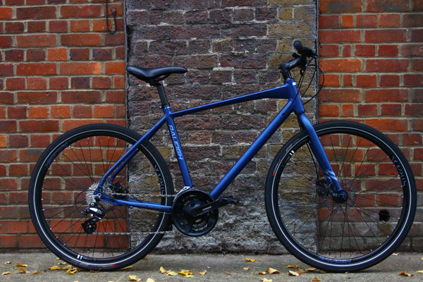 Raleigh Strada two Hybrid Bike (Medium)