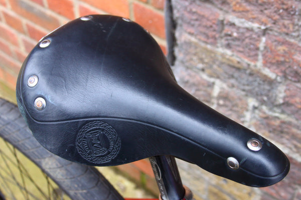 On One In Bred Hybrid Bike (Medium)